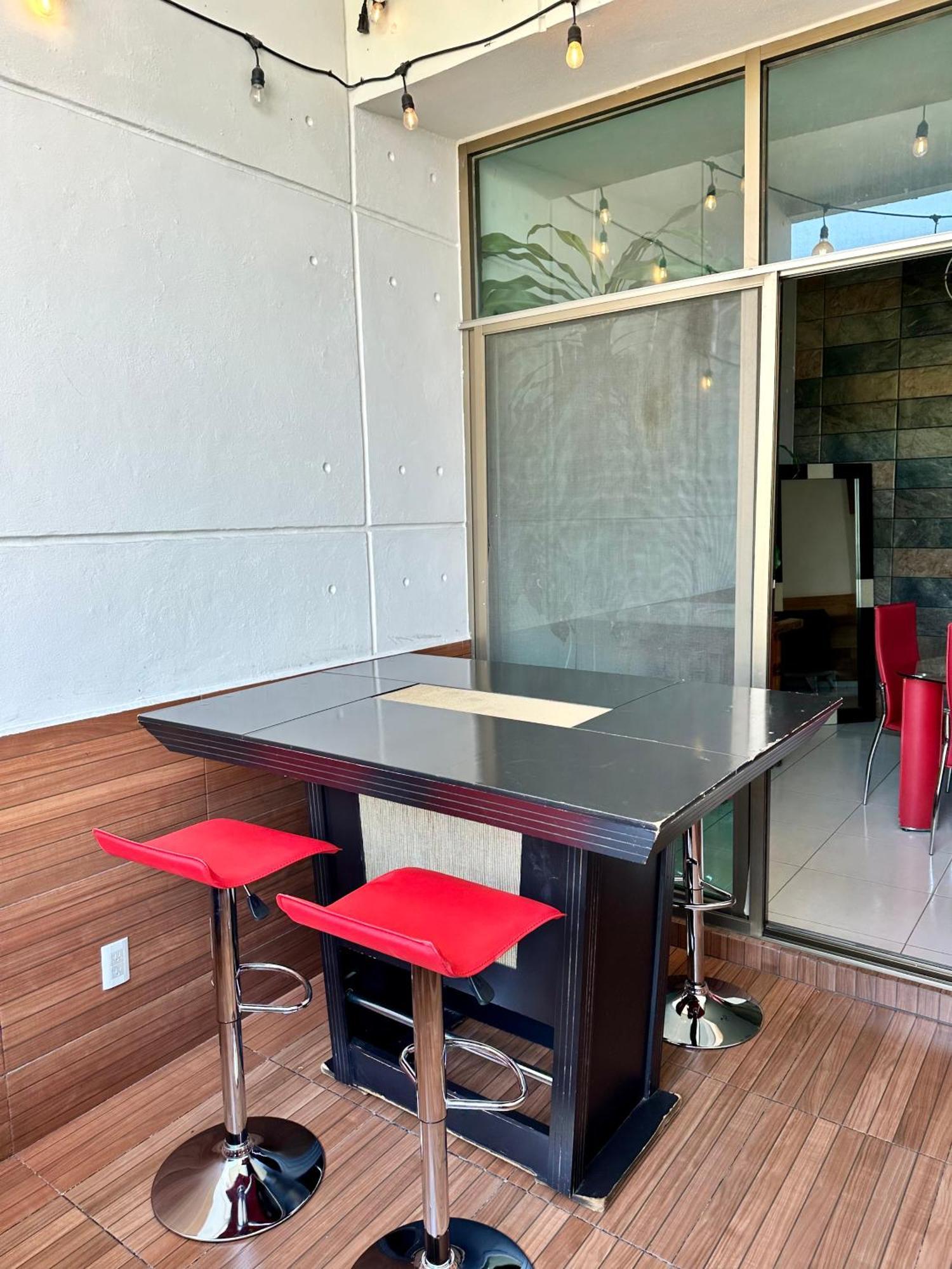 Loft Arte Y Diseno, Terraza, Asador, 3 Pantallas "Cuernavaca Somos El Unico Airbn Que Te Ofrece 2 Exclusivos Jacuzzis Profesionales Con Agua Caliente Y Sistema De Hidromasaje, Tipo Spa" Fraccionamiento Vigilancia 24 Horas Daire Dış mekan fotoğraf