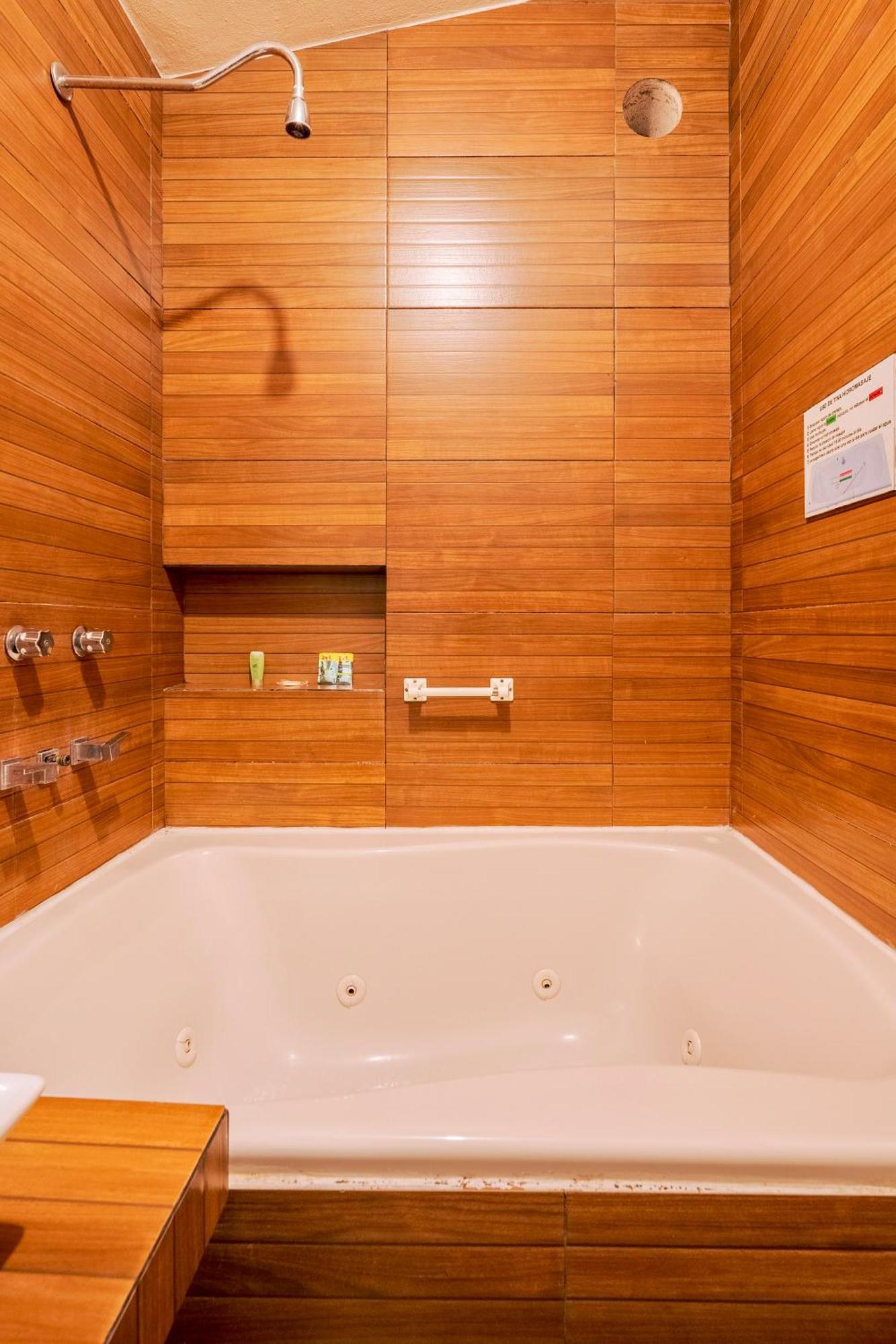 Loft Arte Y Diseno Alberca Climatizada, Amenidades Y Lujo, Terraza Privada Con Asador De Carbon, Cuernavaca Somos Los Unicos Que Te Ofrecemos Para Tu Uso Personal Y Exclusivo 2 Jacuzzis Con Agua Caliente Y Sistema De Hidromasaje Tipo Spa Dış mekan fotoğraf